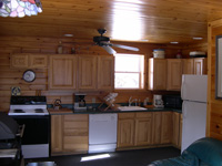 outdoorsman lodging, patten me - picture of kitchen